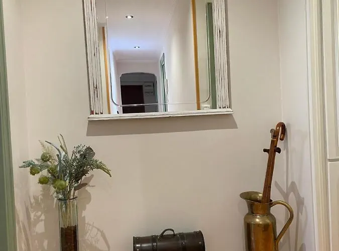 En La Ciudad -parking Gratis * 希洪