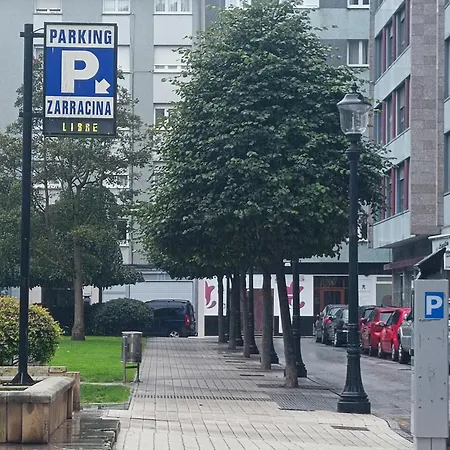 En La Ciudad, Con Patio -parking Gratis *