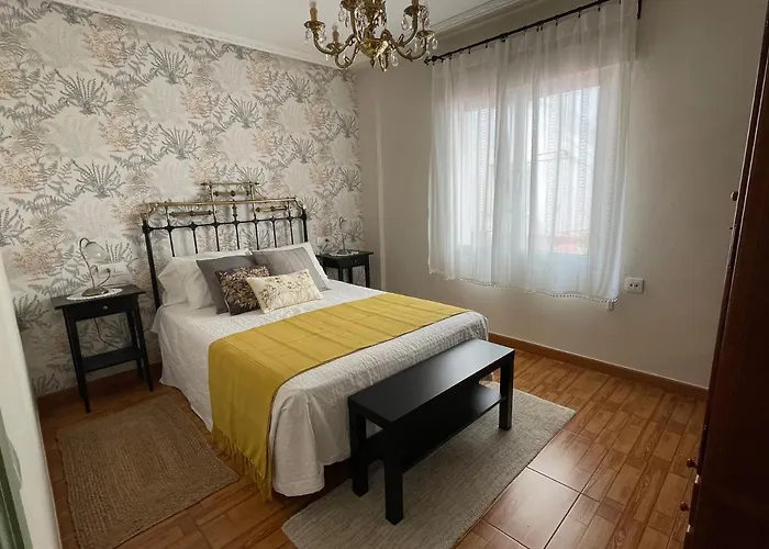 Una Casa De Campo En La Ciudad -Parking Gratis *