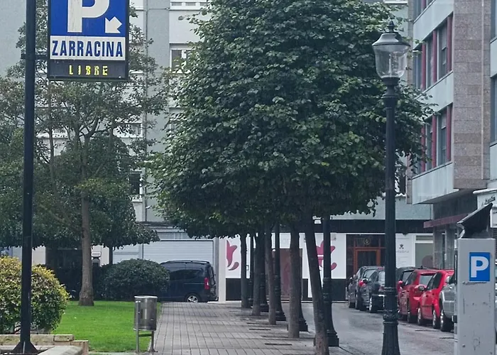 En La Ciudad, Con Patio -parking Gratis *