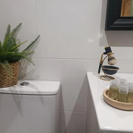 En La Ciudad, Con Patio -parking Gratis *